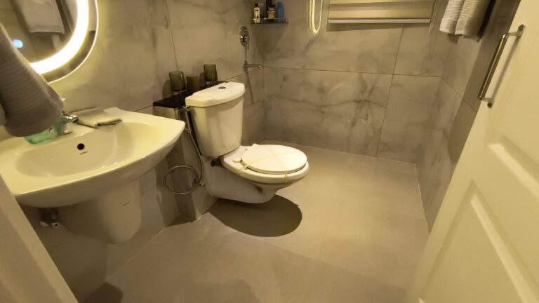 Omaxe Gardenia floors Bathroom